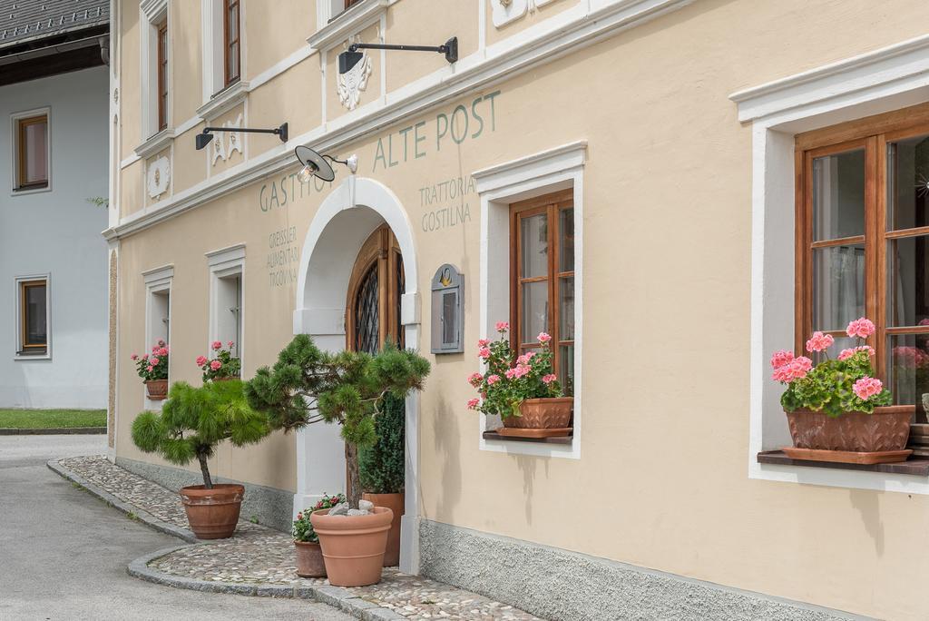 ホテル Alte Post Feistritz an der Gail エクステリア 写真